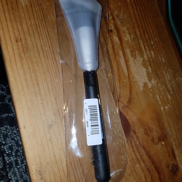 MAC Cosmetics Contour Brush 161S, 2 MUFE brushes - Picture 4 of 5